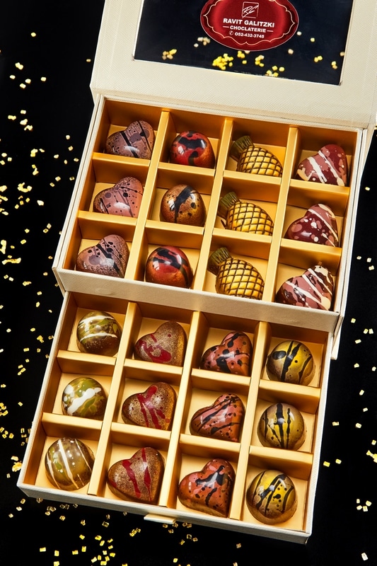 מארז 24 פרלינים עבודת יד