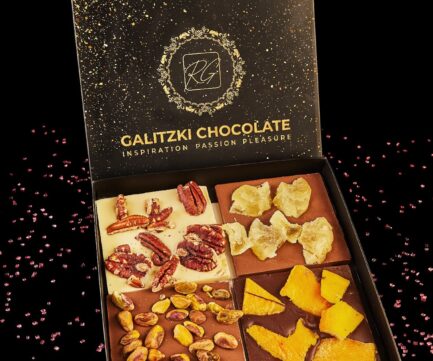 מארז מהודר ויוקרתי 4 טבלאות פרימיום