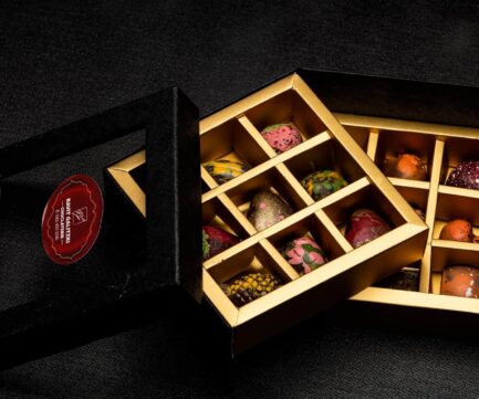 מארז 18 פרלינים עבודת יד