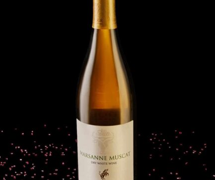 יין לבן מרסאן מוסקט 2019 סדרת שקמה יקב שור