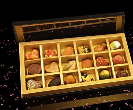 מארז 18 פרלינים עבודת יד