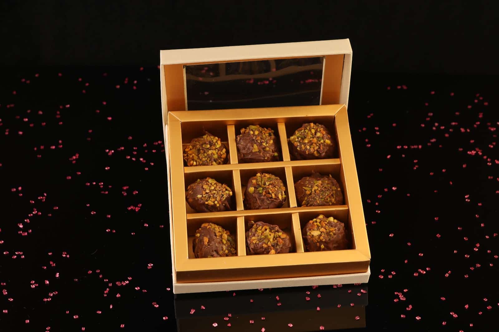 9 טראפלס דובאי GOLD EDITION